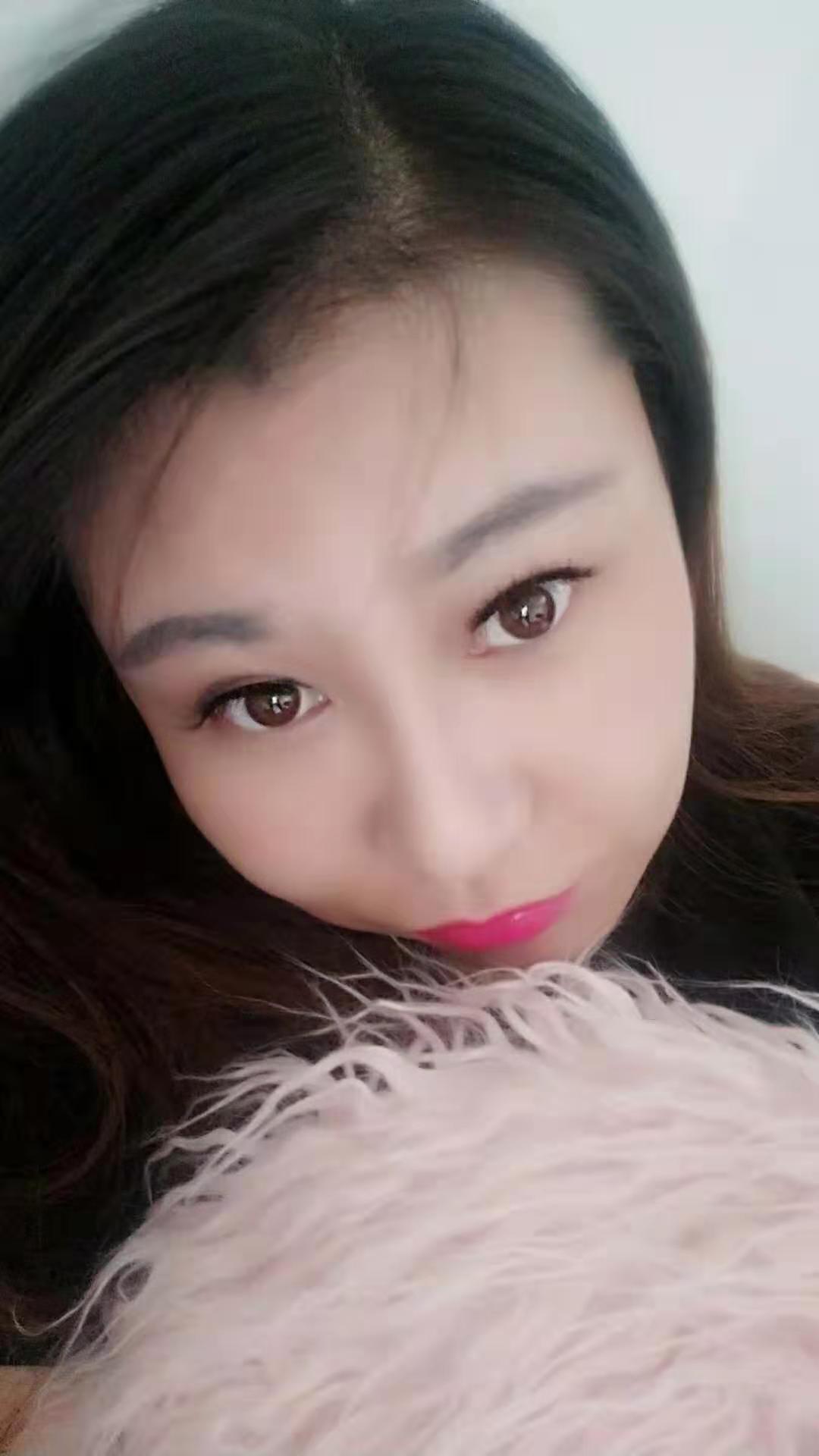 轻熟女服务系女神